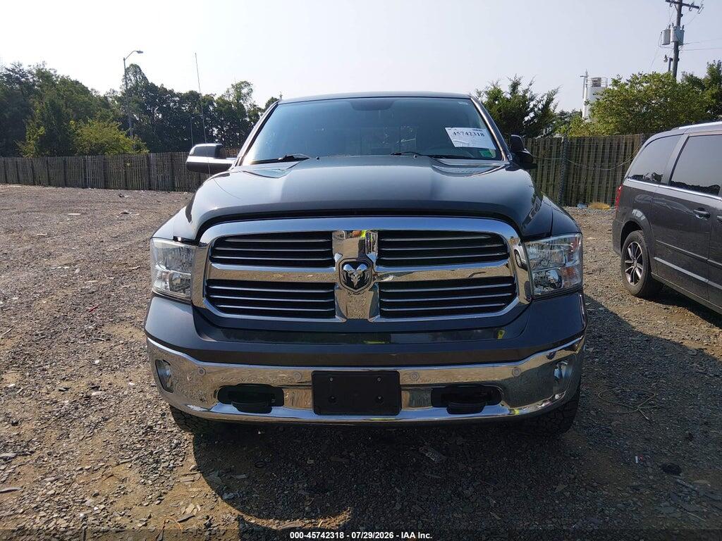 1C6RR7LM3JS338333 2018 RAM 1500 photo no. 12