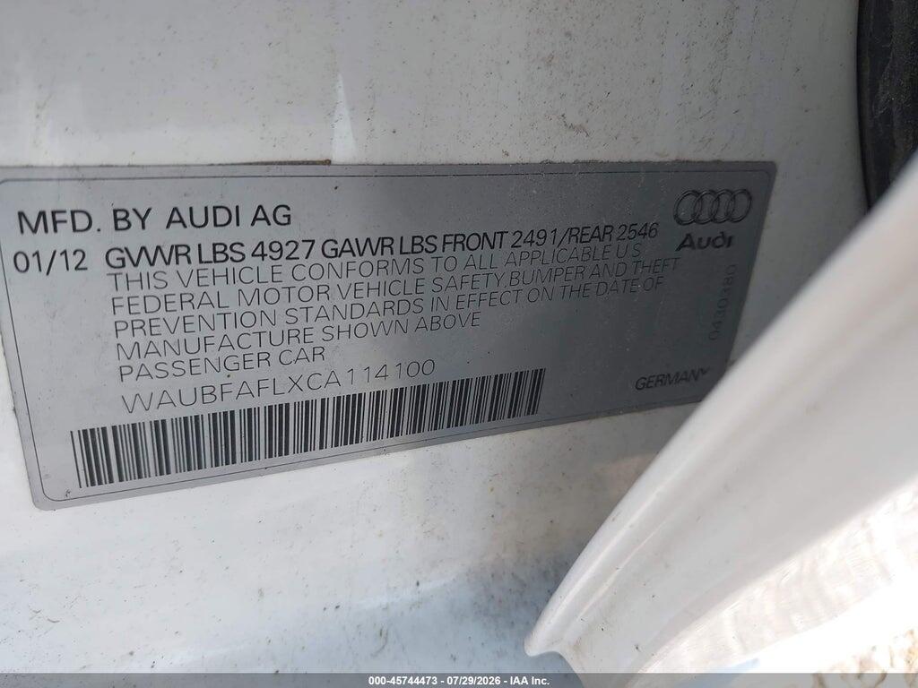 WAUBFAFLXCA114100 2012 AUDI A4 photo no. 9