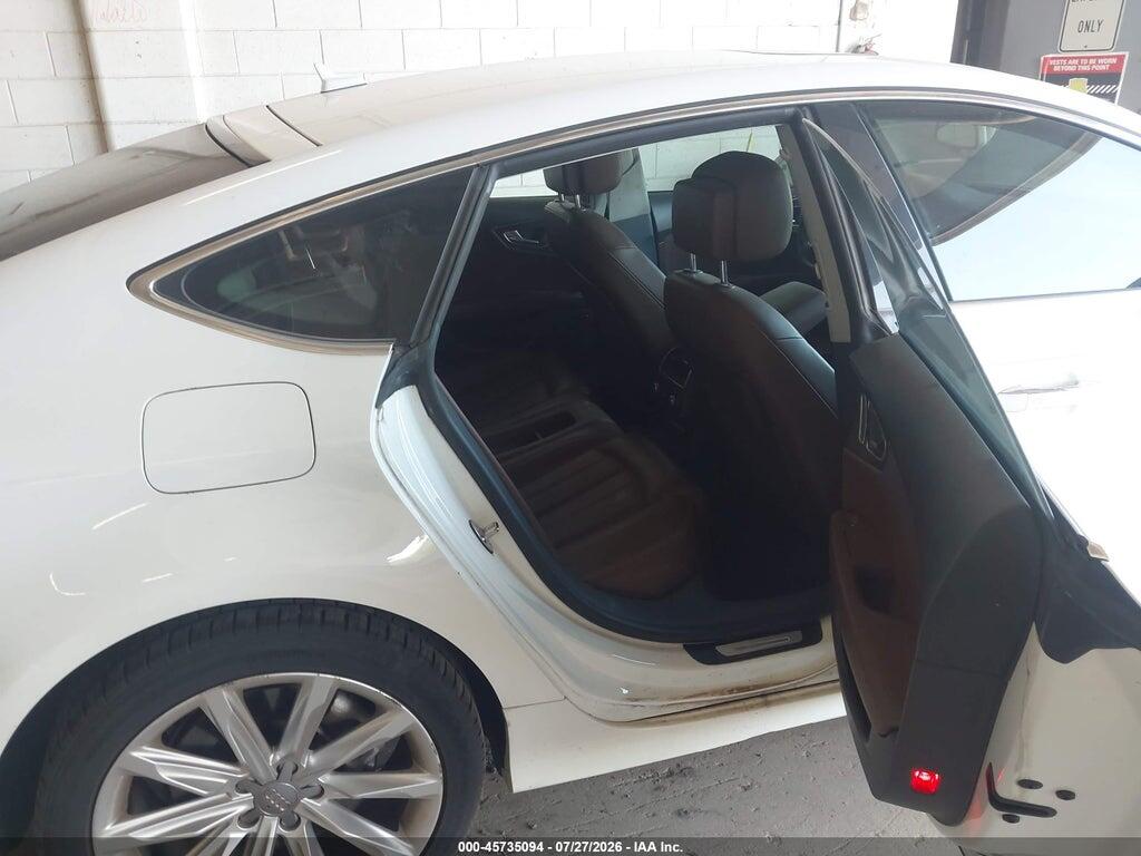 WAU2GAFC2CN082121 2012 AUDI A7 photo no. 8