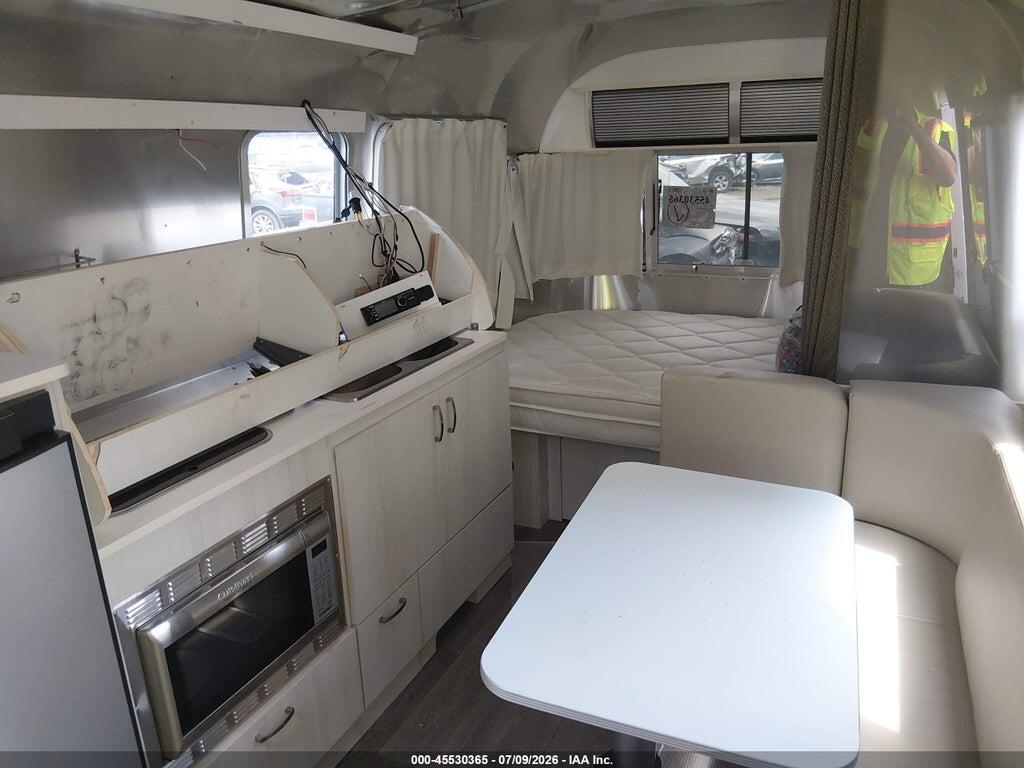 1STVRTF12JJ541951 2018 AIRSTREAM AUDIOMETRIC UNIT photo no. 5