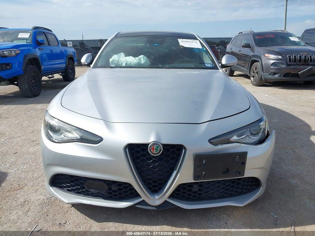 ZARFAECN3J7580788 2018 ALFA ROMEO GIULIA photo no. 12
