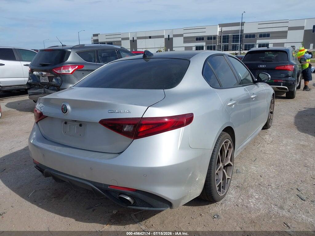 ZARFAECN3J7580788 2018 ALFA ROMEO GIULIA photo no. 4