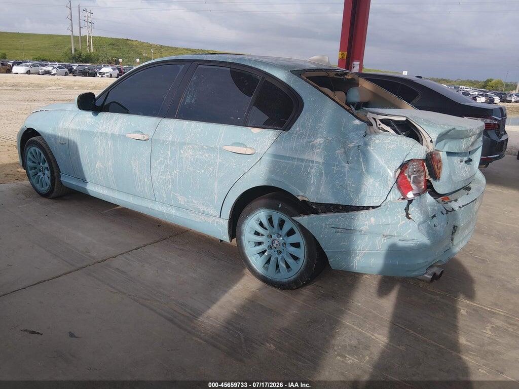 WBAPH57559NL76549 2009 BMW 328I photo no. 3