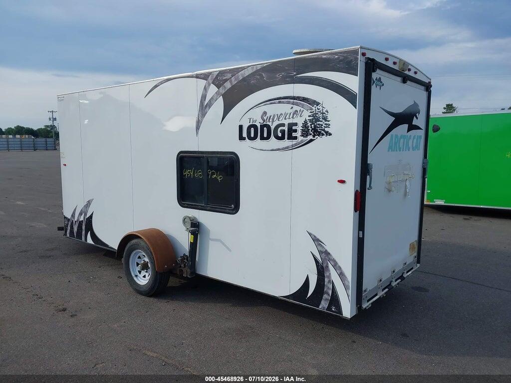 1D9BL1615AB537570 2010 ARCTIC LODGE FOUR SEASON SUPERIOR 16 FISH HOUSE TOY HAULER photo no. 3