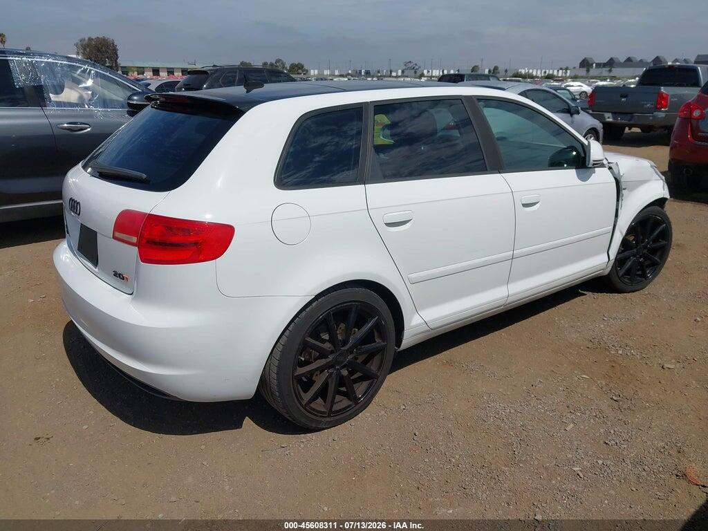 WAUKEAFM5AA112439 2010 AUDI A3 photo no. 4