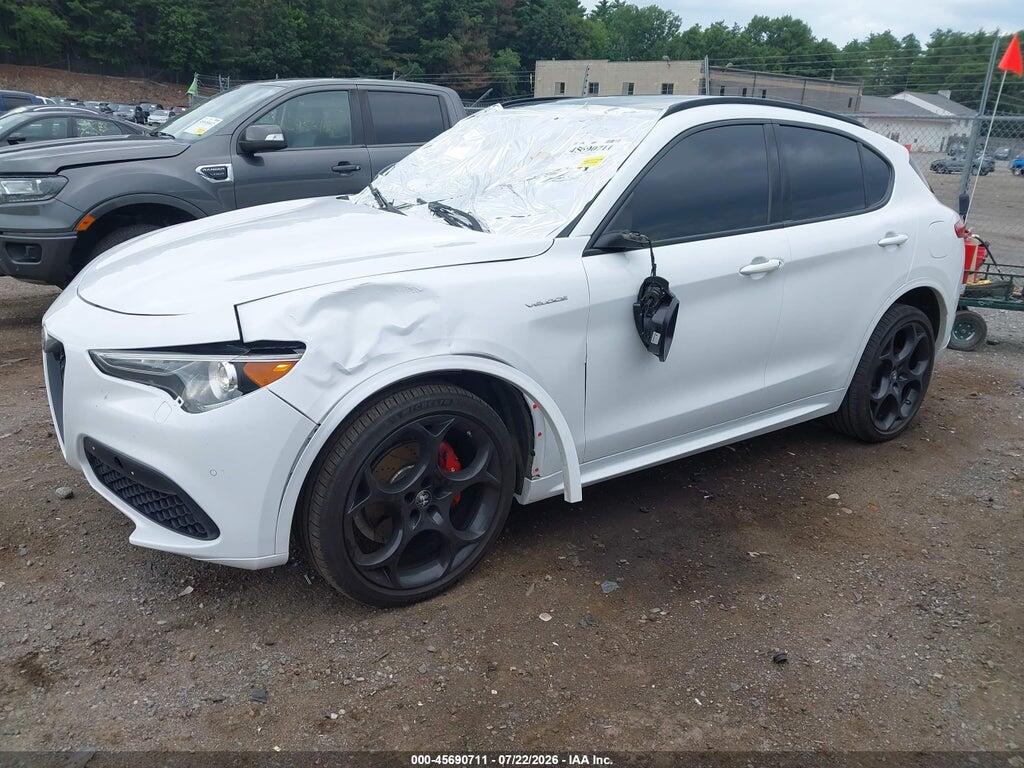 ZASPAKBN9P7D64636 2023 ALFA ROMEO STELVIO photo no. 2