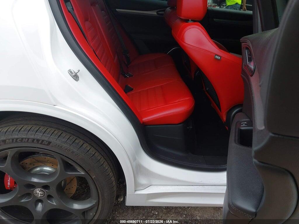 ZASPAKBN9P7D64636 2023 ALFA ROMEO STELVIO photo no. 8