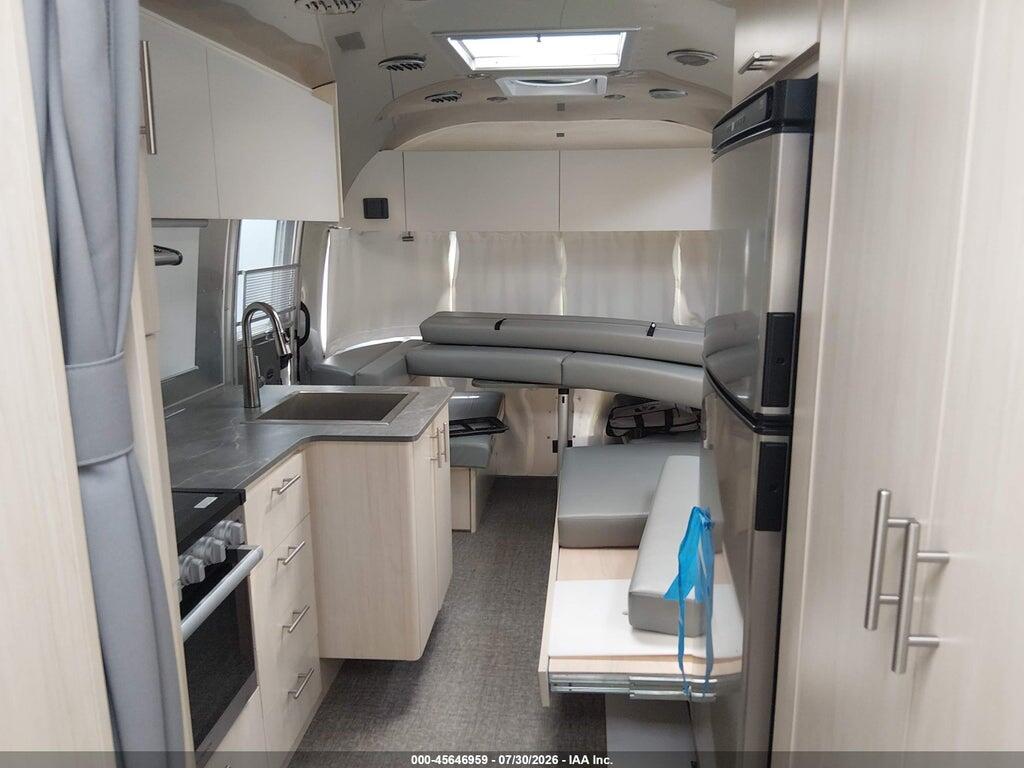 1STT9YL20RJ571155 2024 AIRSTREAM OTHER photo no. 8