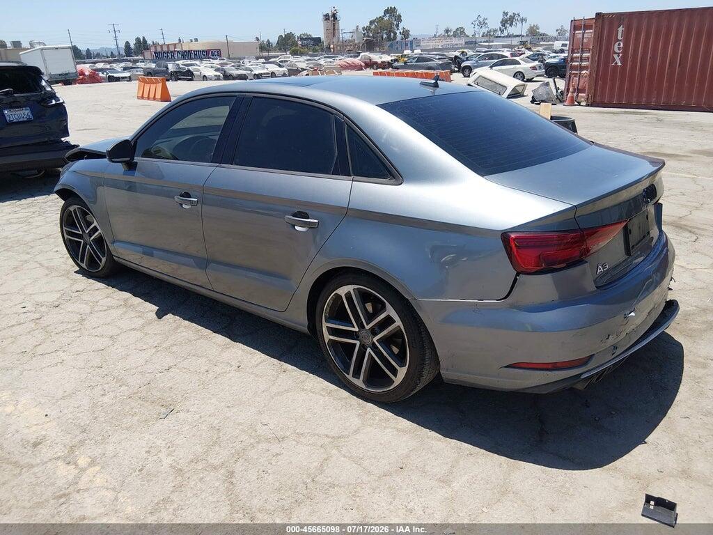 WAUAUGFF1H1026882 2017 AUDI A3 photo no. 3