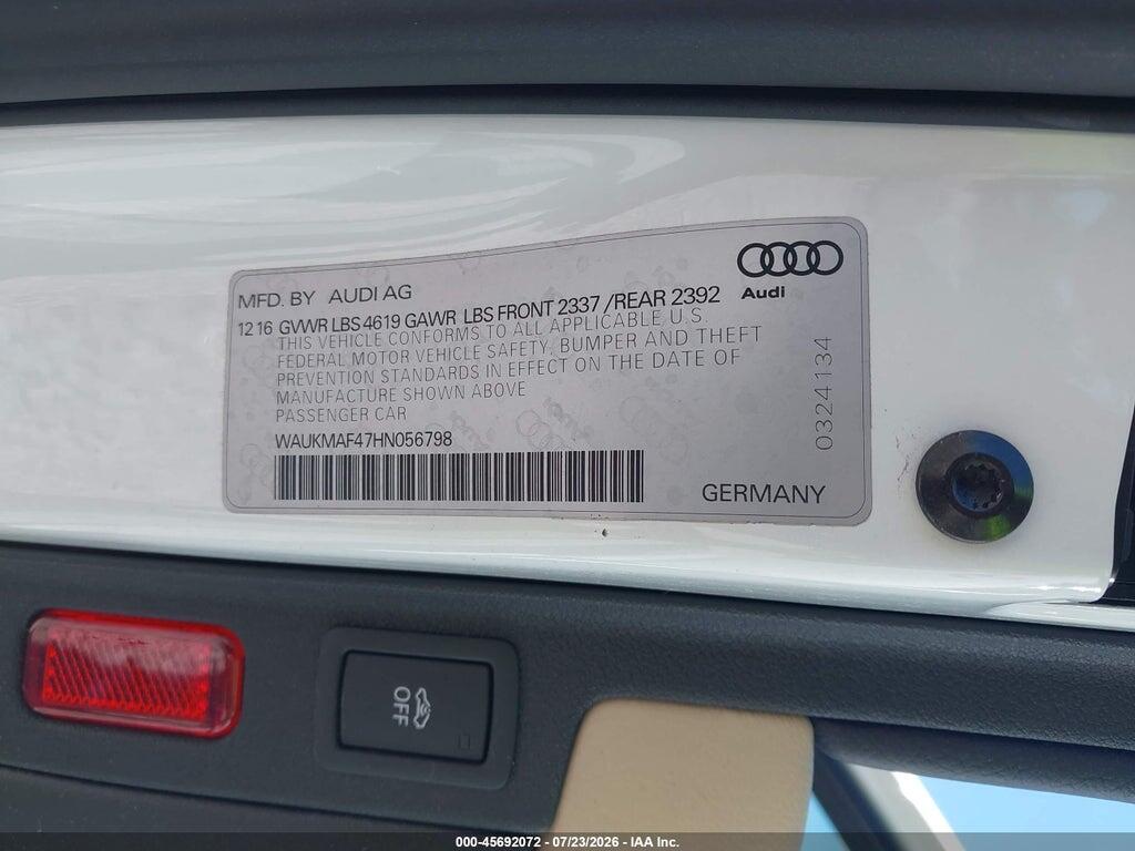WAUKMAF47HN056798 2017 AUDI A4 photo no. 9