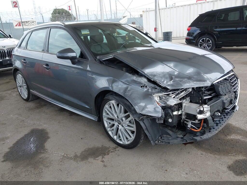 2018 AUDI A3 E-TRON WAUUPBFF2JA071195
