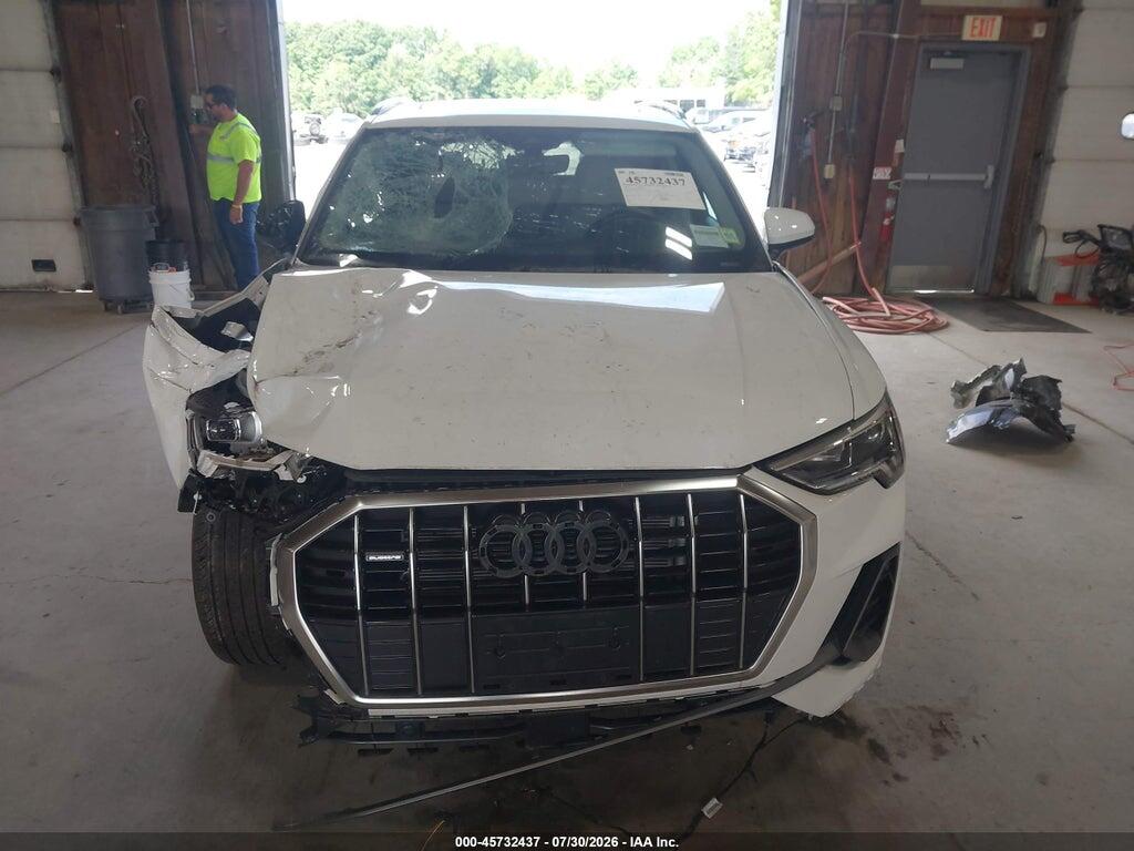 WA1DECF38S1074232 2025 AUDI Q3 photo no. 12