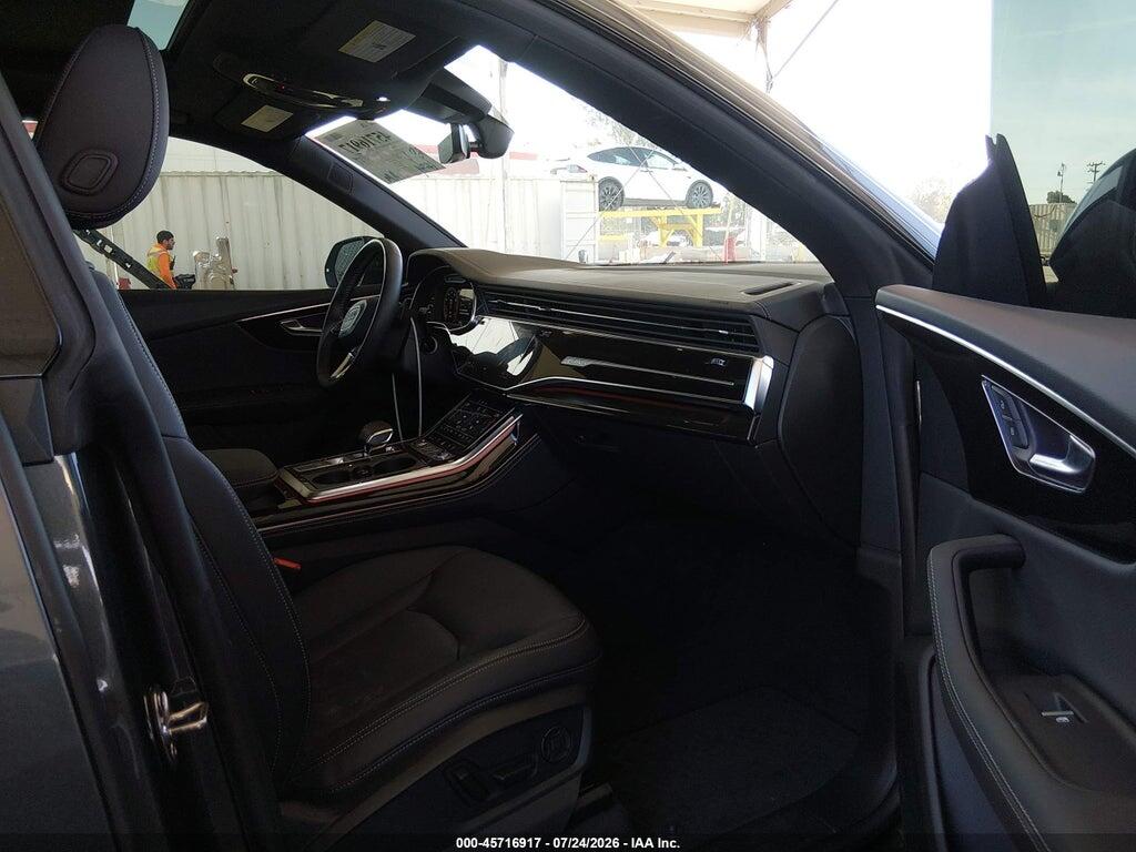 WA1EVBF10SD032603 2025 AUDI Q8 photo no. 5