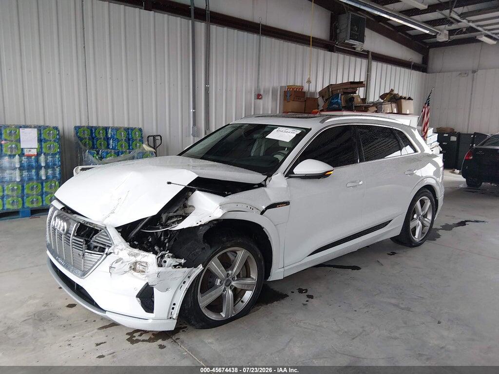 WA1LAAGEXKB024227 2019 AUDI E-TRON photo no. 2