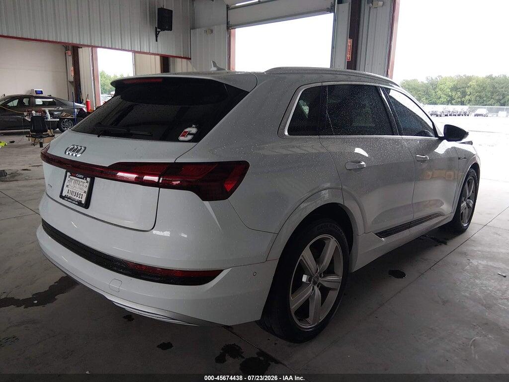 WA1LAAGEXKB024227 2019 AUDI E-TRON photo no. 4