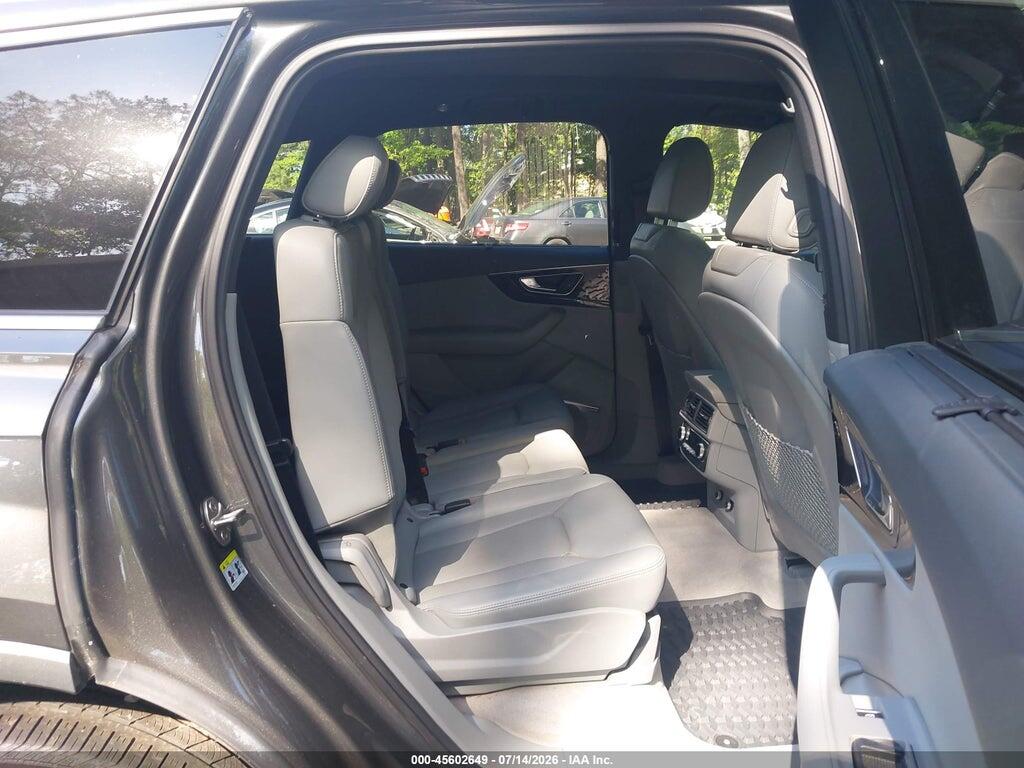 WA1VAAF7XKD012014 2019 AUDI Q7 photo no. 8