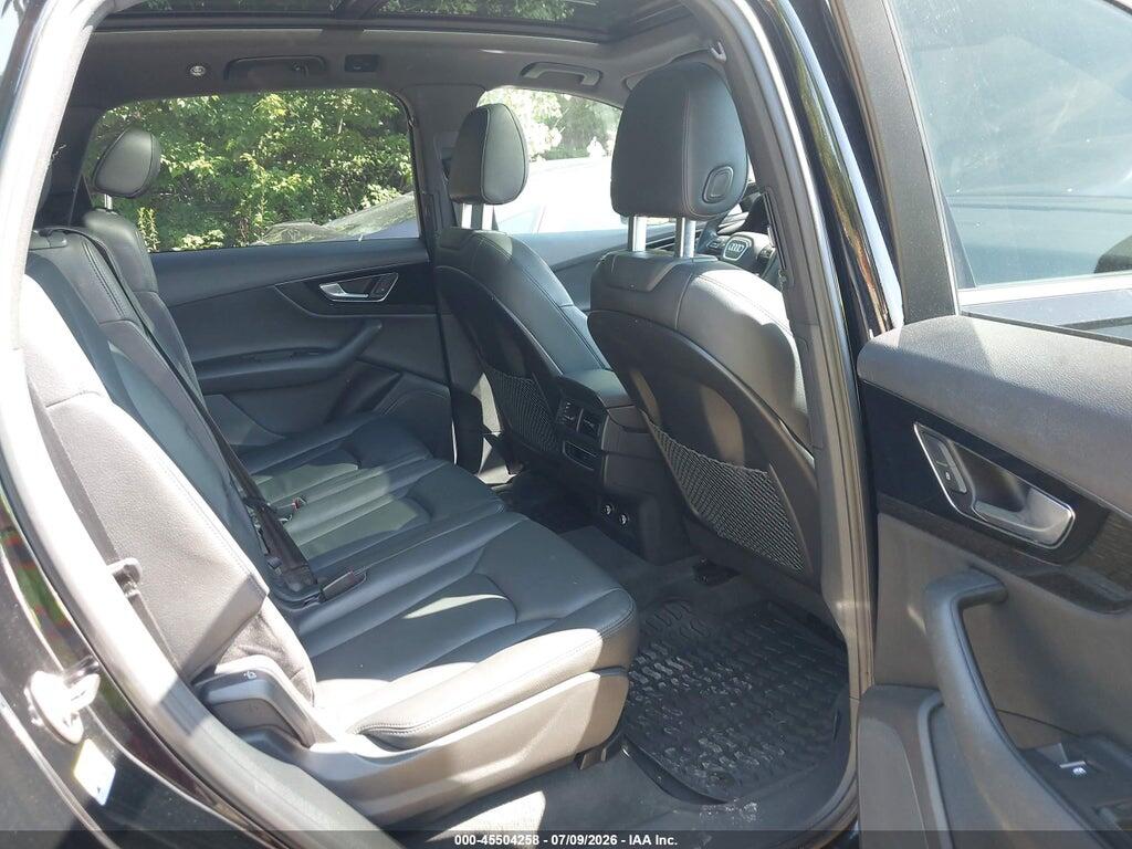 WA1AAAF79KD040126 2019 AUDI Q7 photo no. 8