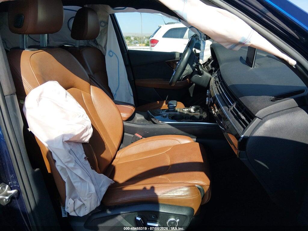 WA1VAAF74KD035580 2019 AUDI Q7 photo no. 5
