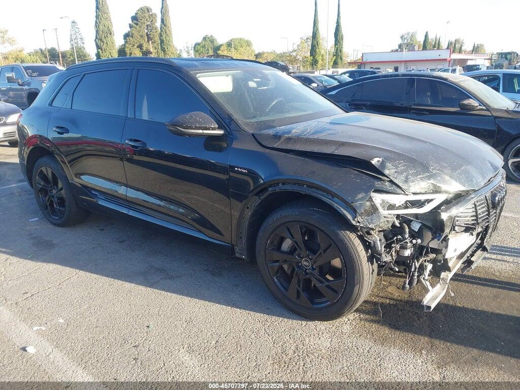WA1AAAGE1MB010971 2021 AUDI E-TRON photo no. 1