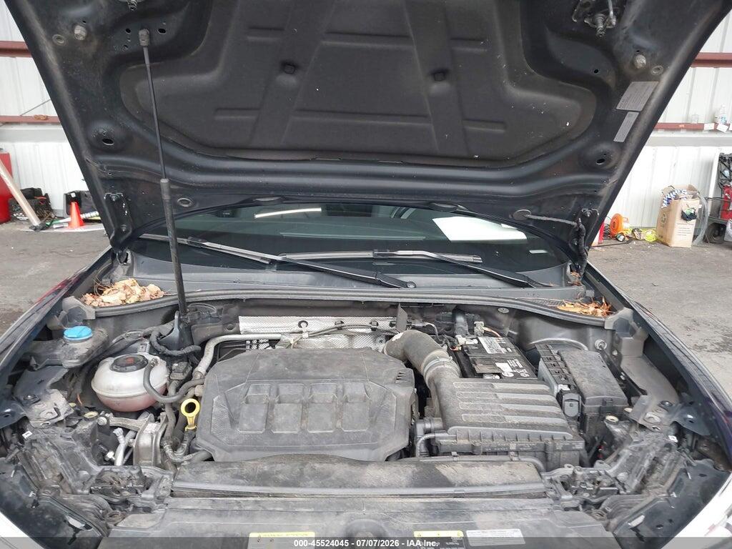 WA1DECF38M1056123 2021 AUDI Q3 photo no. 10