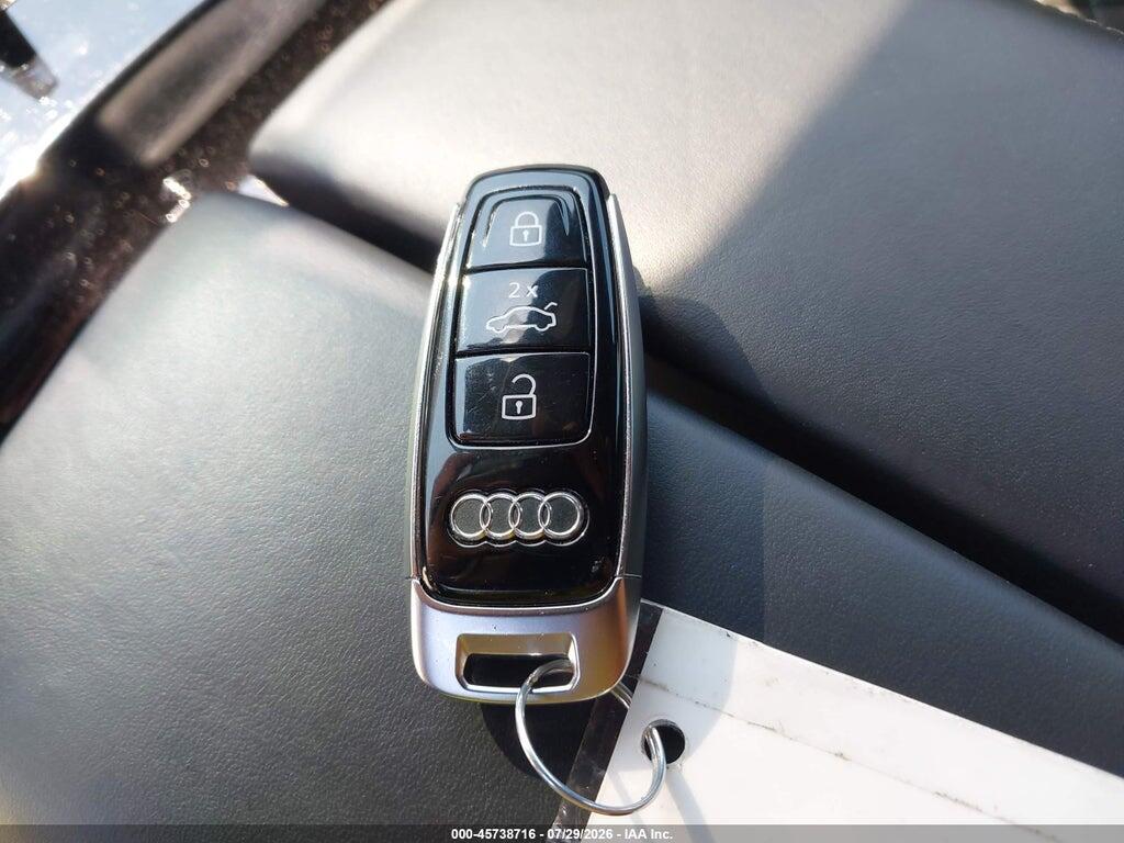 WAU8SAF89LN003452 2020 AUDI S8 photo no. 11