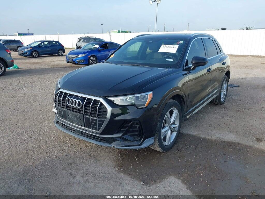 WA1DECF38L1108252 2020 AUDI Q3 photo no. 2
