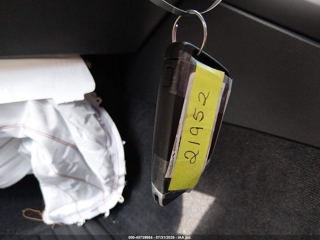 WBA53FT04TFW13183 2026 BMW M340I photo no. 11
