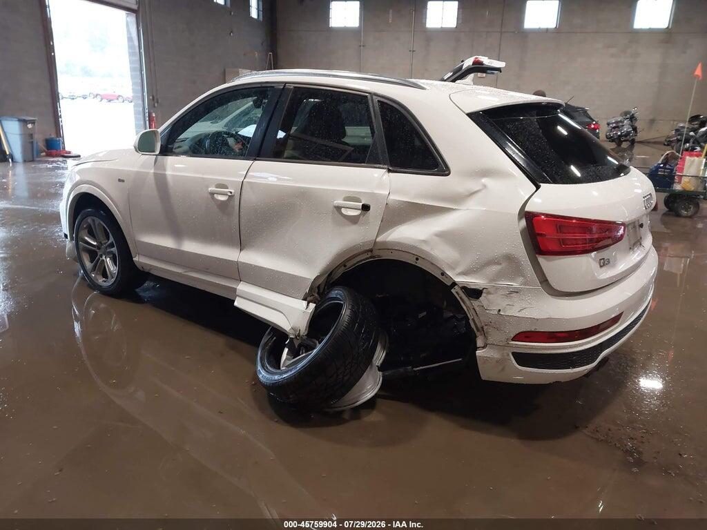 WA1ECCFS8JR032225 2018 AUDI Q3 photo no. 3
