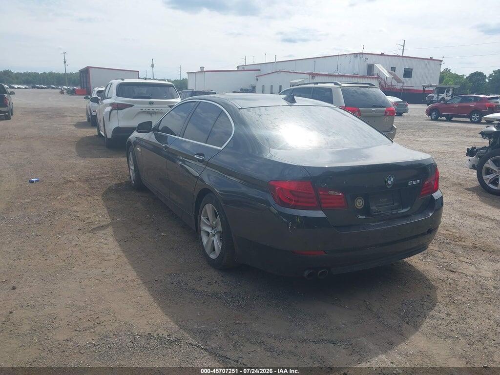 WBAXH5C52CDW11508 2012 BMW 528I photo no. 3