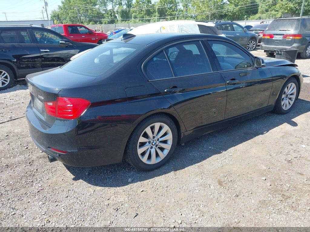 WBA3A9C54CF271082 2012 BMW 335I photo no. 4