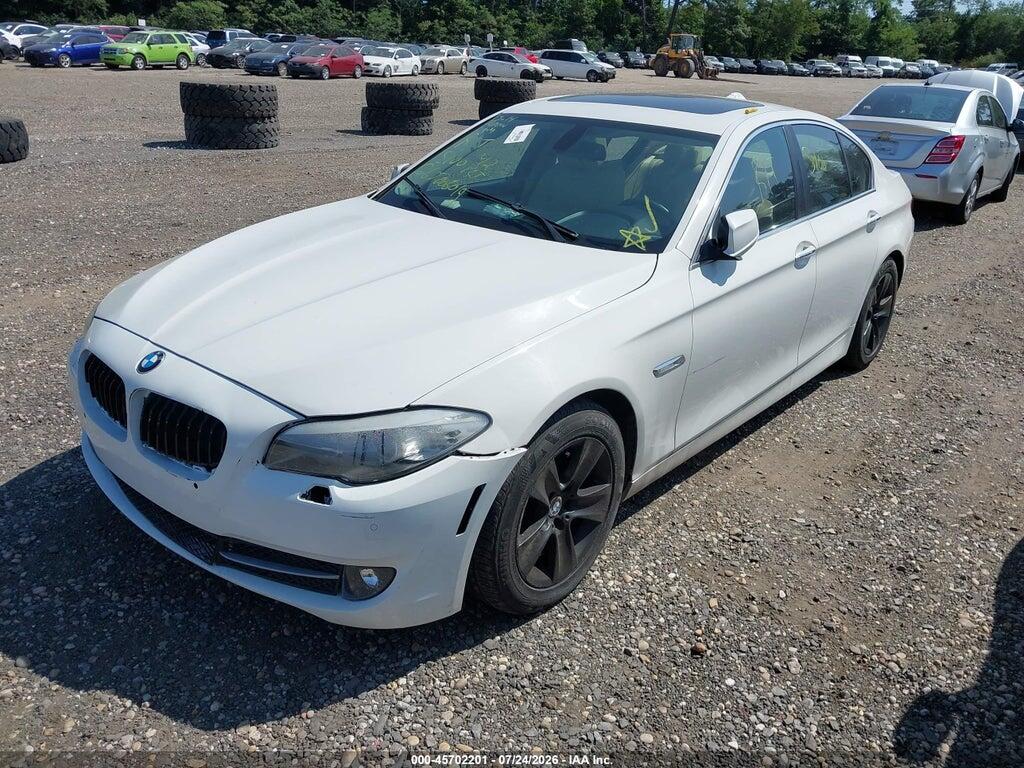 WBAXH5C53CDW10884 2012 BMW 528I photo no. 2