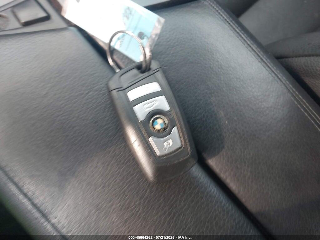 WBAXH5C52CDW02162 2012 BMW 528I photo no. 11