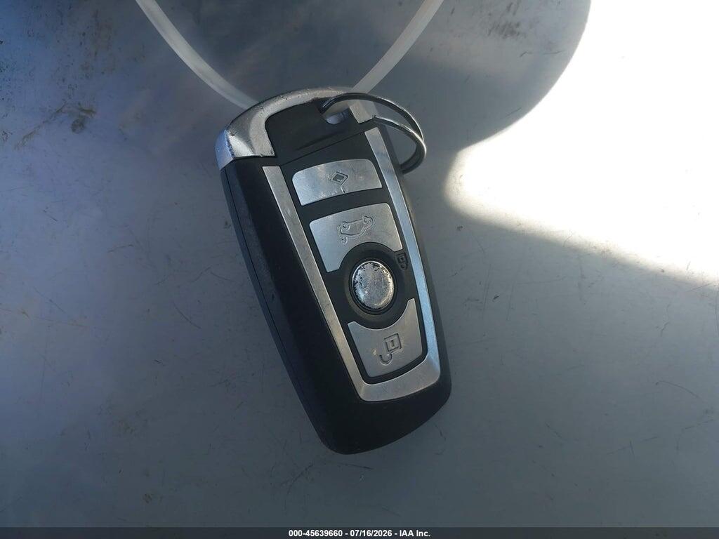 WBAXG5C5XCDW24588 2012 BMW 528I photo no. 11