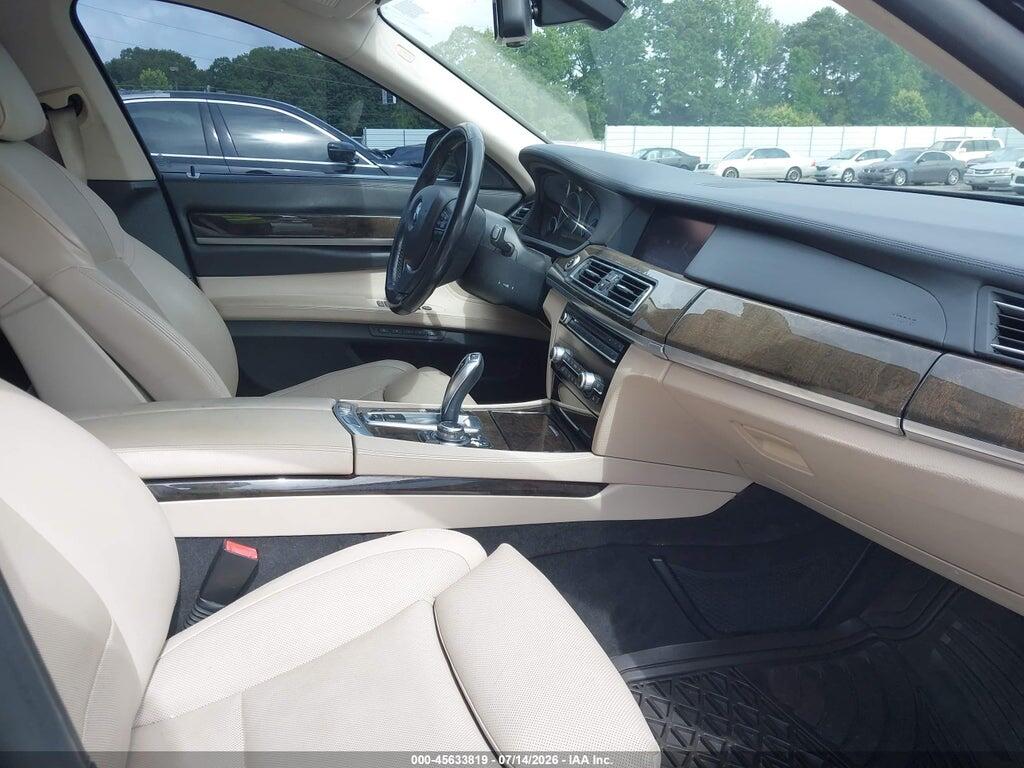 WBAKA4C51CC613698 2012 BMW 740I photo no. 5