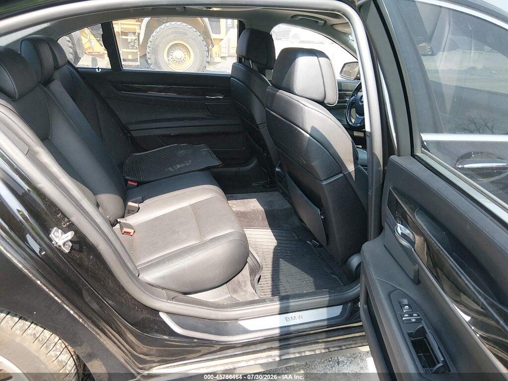 WBAKB4C58CC576467 2012 BMW 740LI photo no. 8