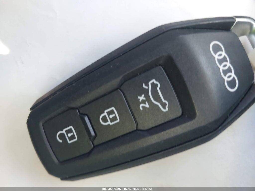 WA12AAGU9S2075799 2025 AUDI ALL-NEW Q5 photo no. 11