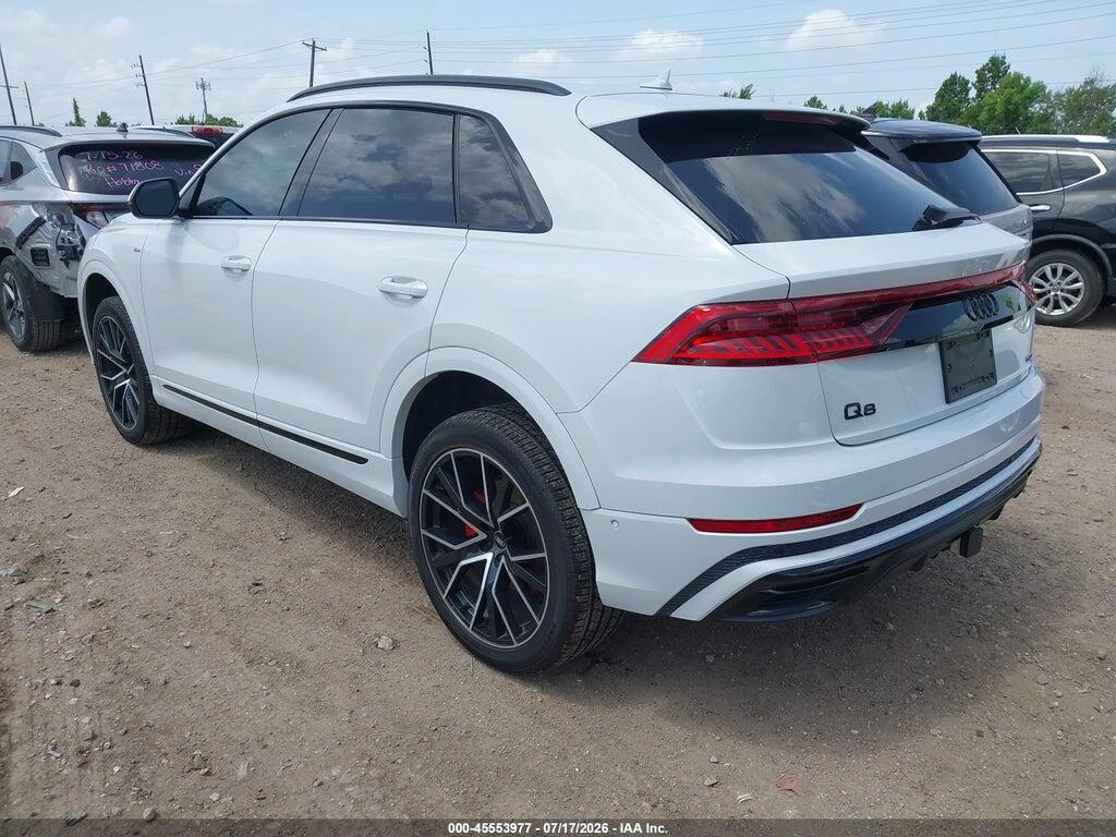 WA1FVAF10MD035759 2021 AUDI Q8 photo no. 3