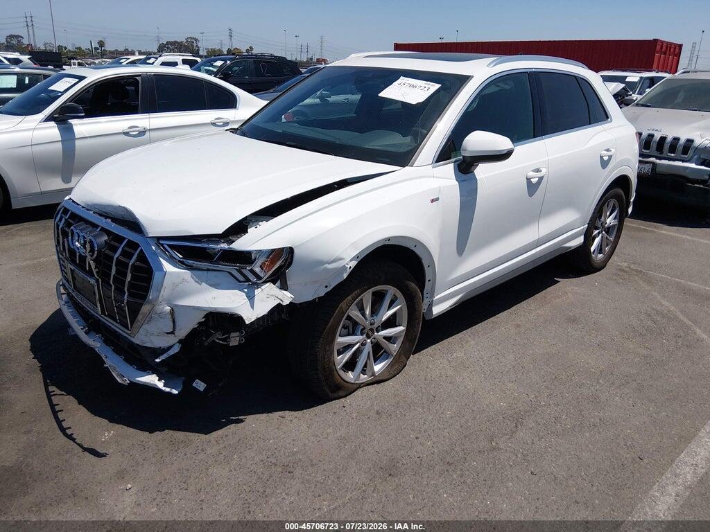 WA1DECF37R1021290 2024 AUDI Q3 photo no. 2