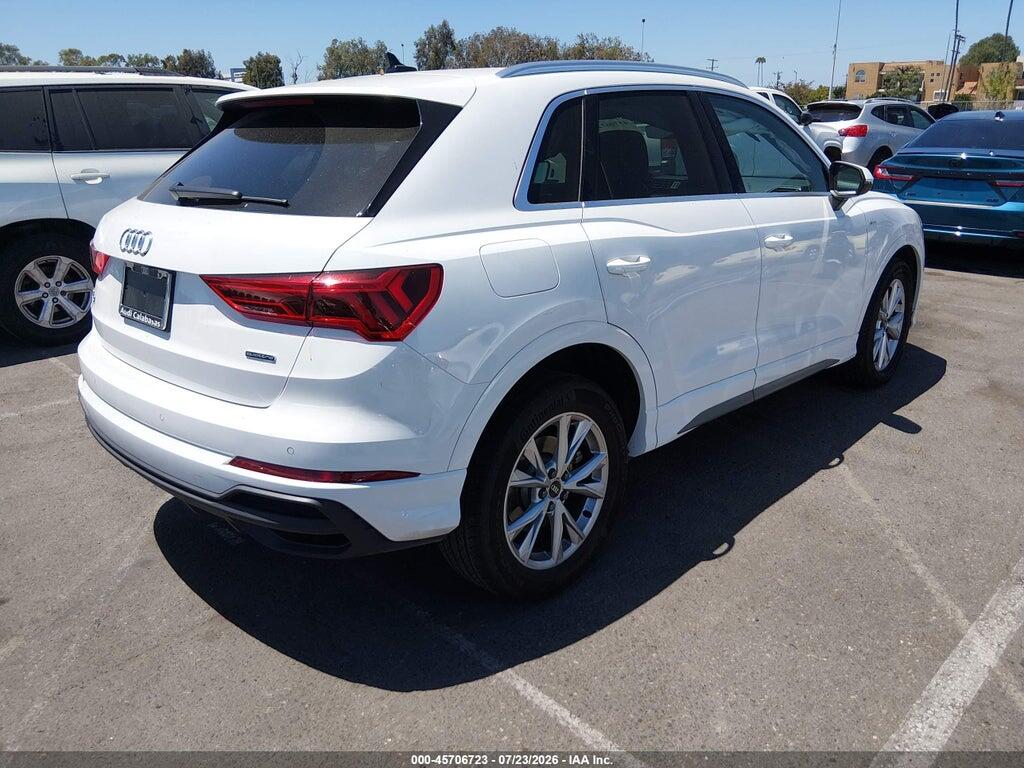 WA1DECF37R1021290 2024 AUDI Q3 photo no. 4