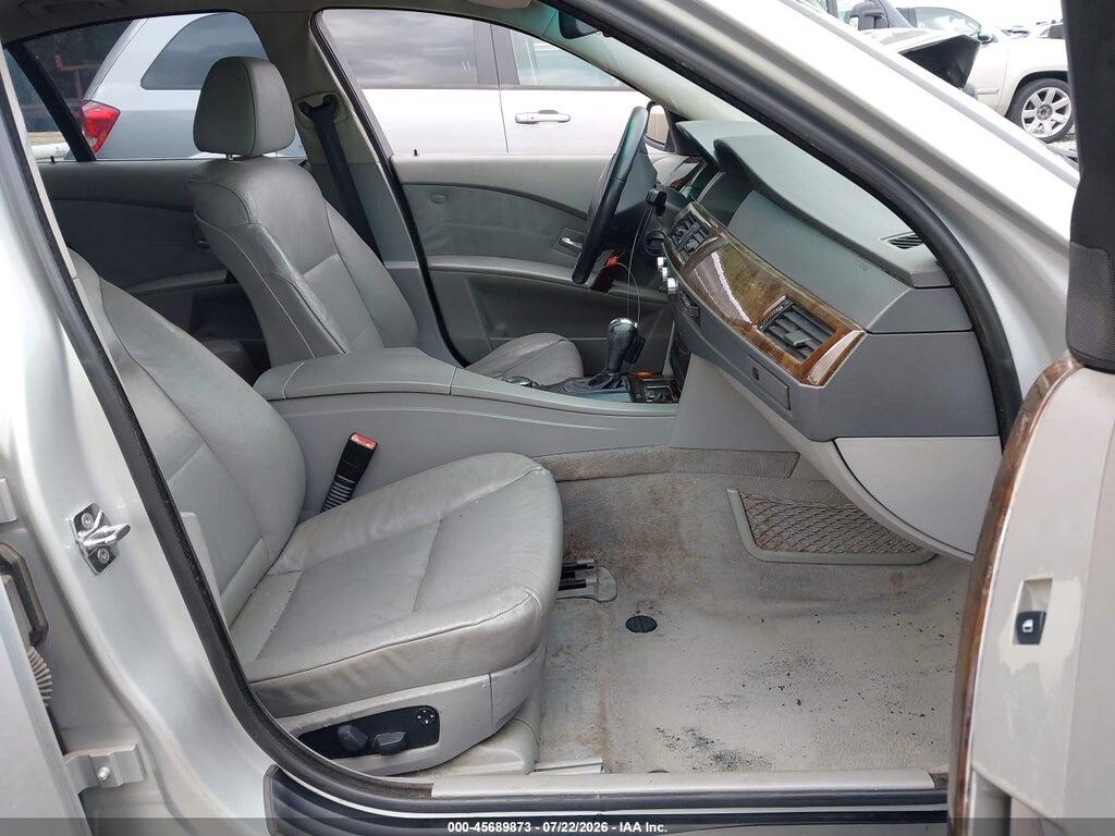 WBANE73597CM44703 2007 BMW 530I photo no. 5