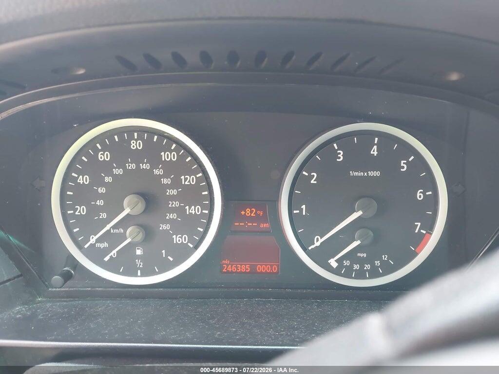 WBANE73597CM44703 2007 BMW 530I photo no. 7