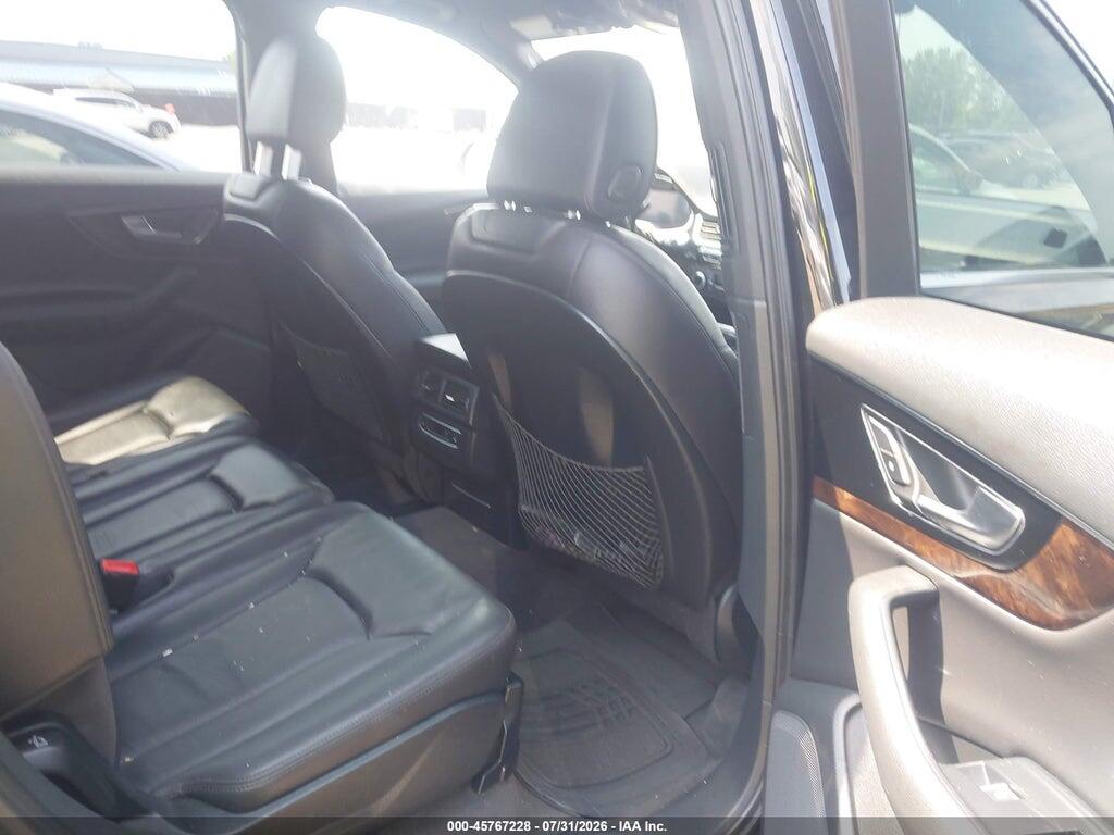 WA1LAAF75HD033174 2017 AUDI Q7 photo no. 8