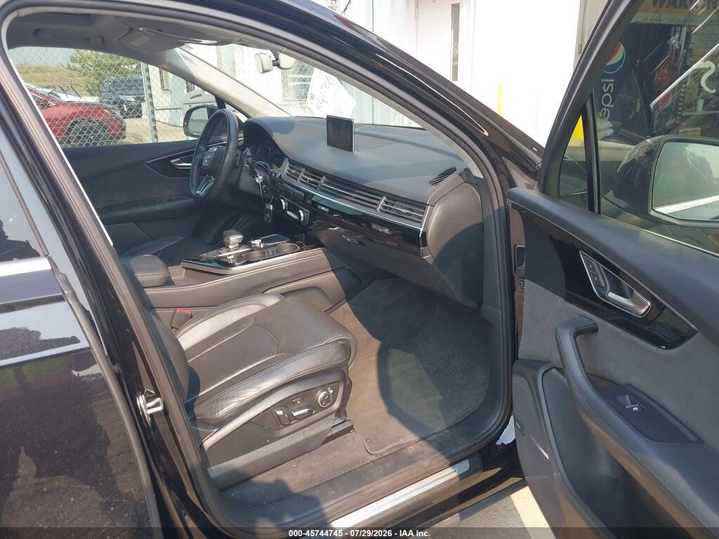 WA1VAAF79HD015799 2017 AUDI Q7 photo no. 5