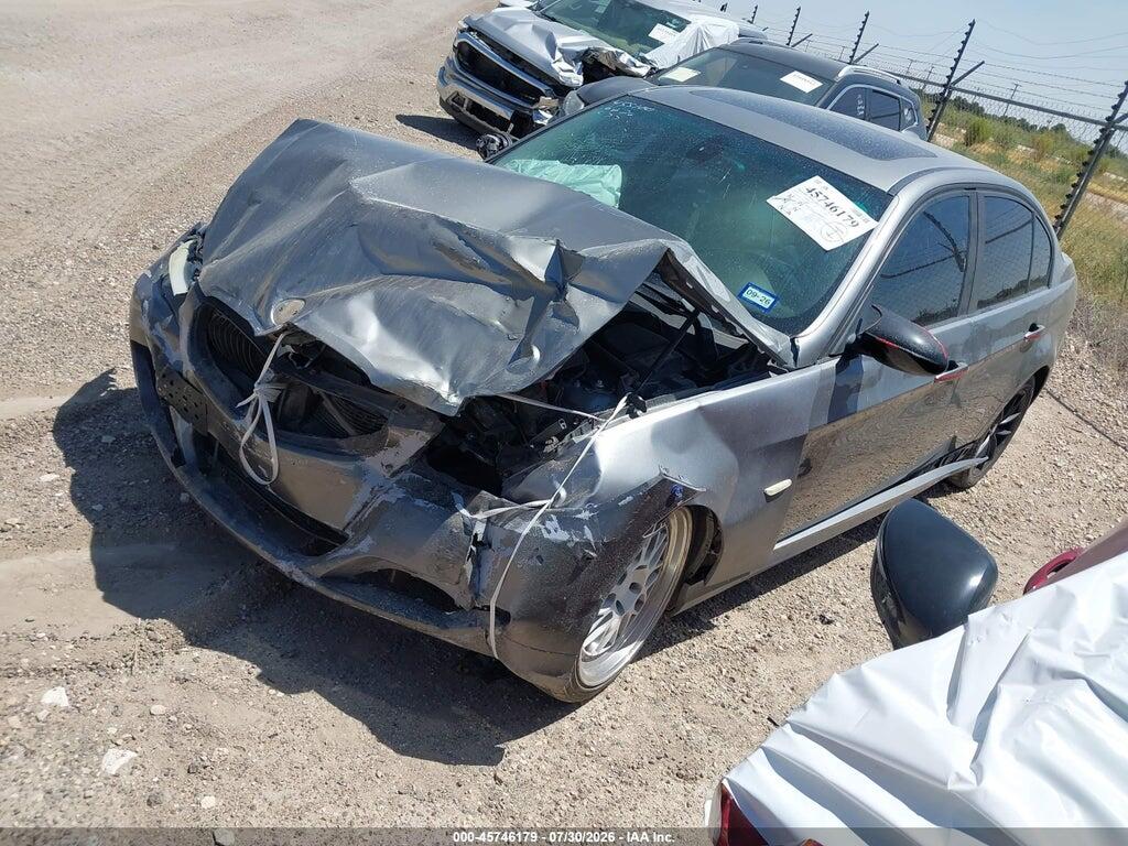 WBAPH7C59AE129802 2010 BMW 328I photo no. 2