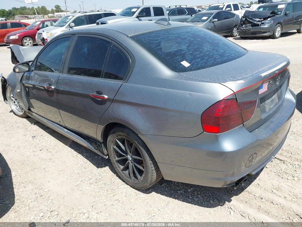 WBAPH7C59AE129802 2010 BMW 328I photo no. 3