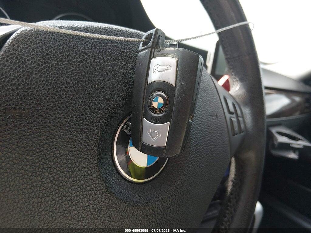 WBAPK5C59AA648085 2010 BMW 328I photo no. 11