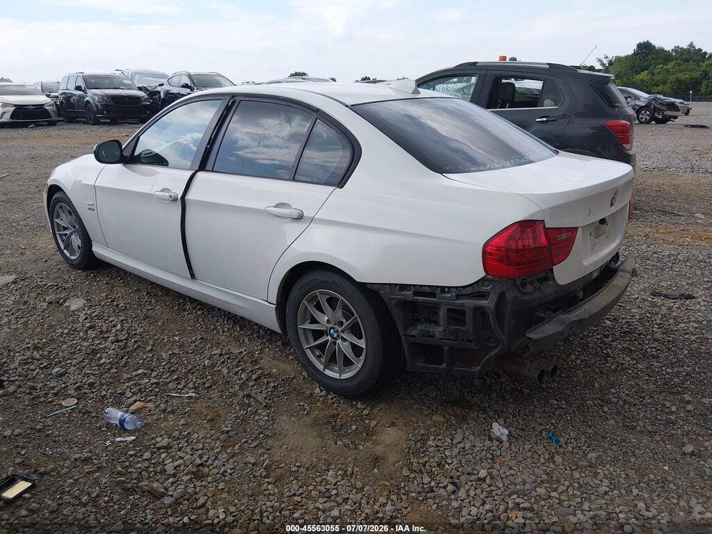WBAPK5C59AA648085 2010 BMW 328I photo no. 3