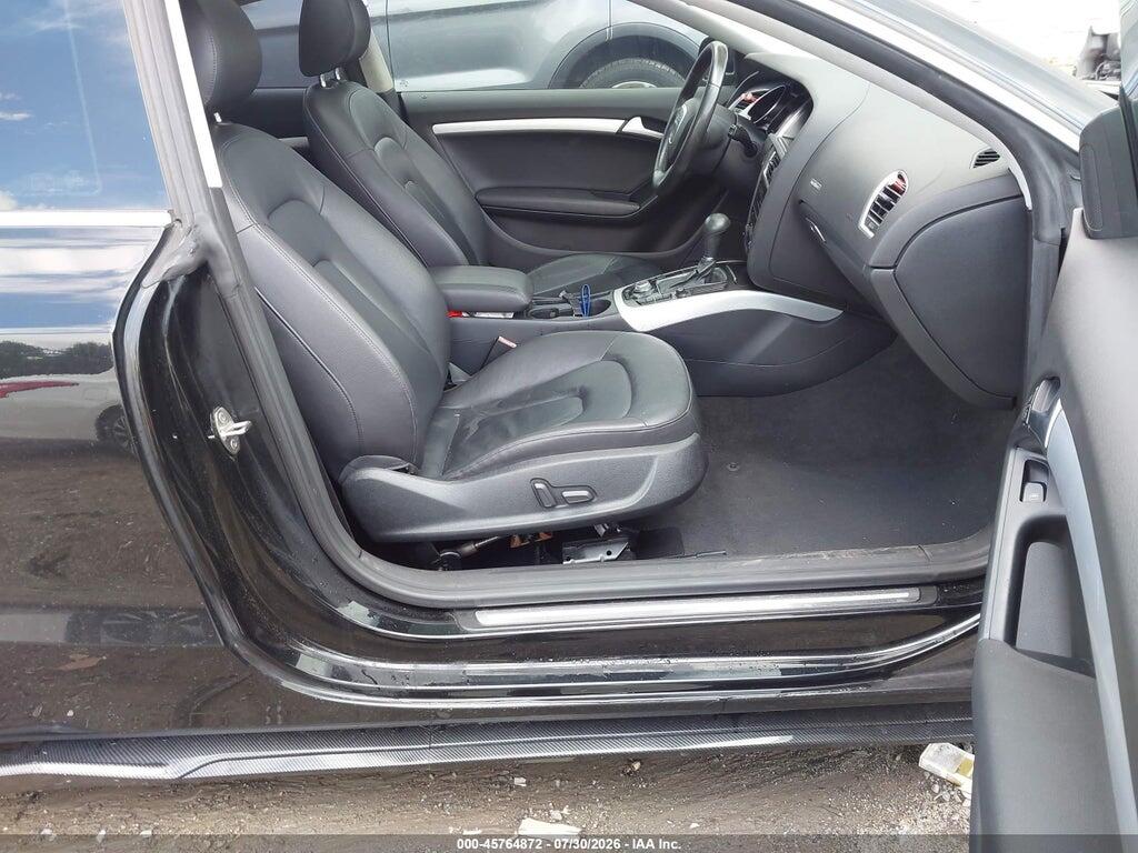 WAULFAFR4BA081733 2011 AUDI A5 photo no. 5
