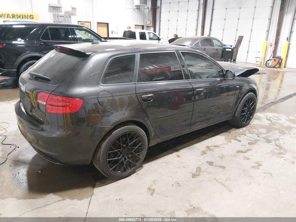 WAUDFAFM6BA069172 2011 AUDI A3 photo no. 4