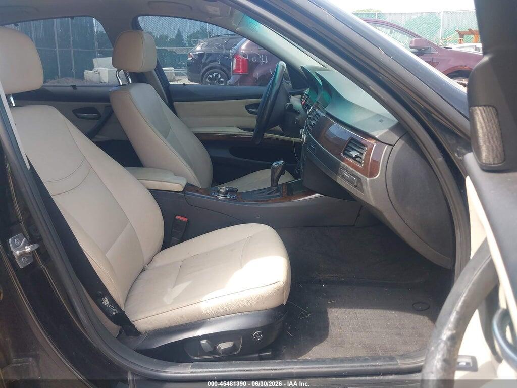 WBAPK7C59BF087712 2011 BMW 328I photo no. 5